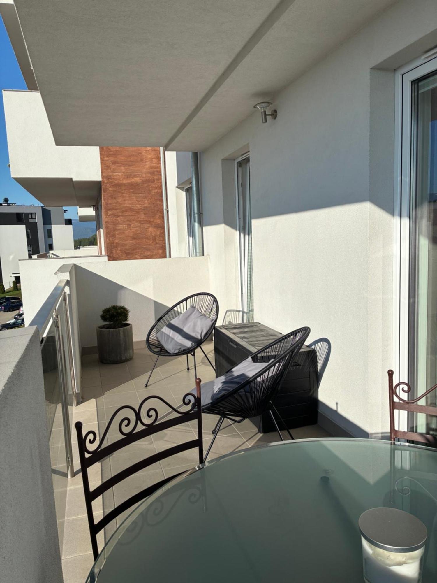 Apartament Rakownica 옐레니아구라 외부 사진